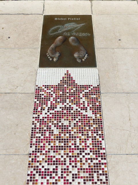 正的缔造者 正的缔造者